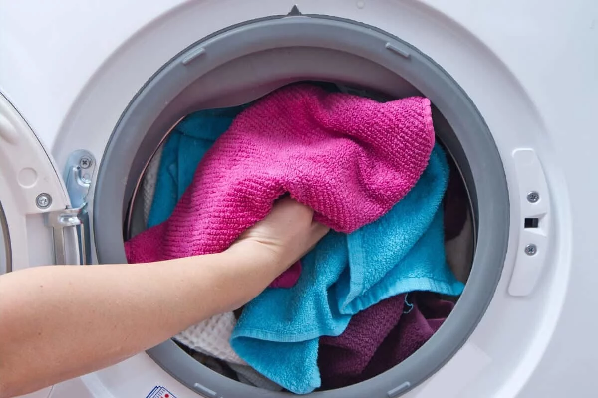 فني تصليح نشافات